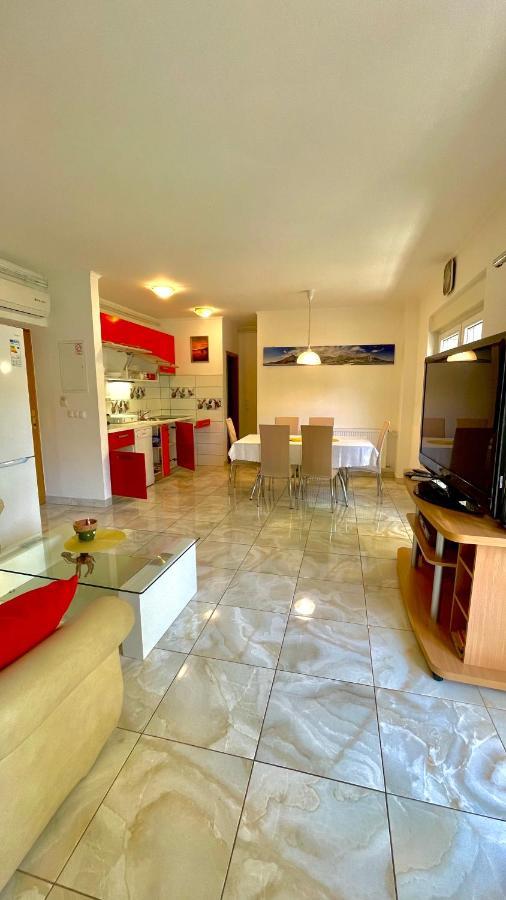 Apartament Neven Omiš