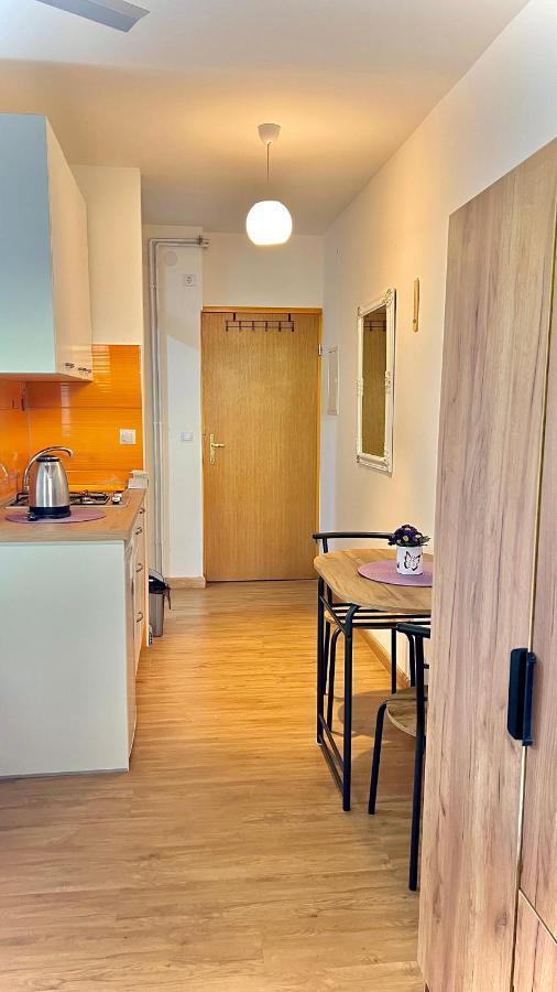 Apartament Neven *
