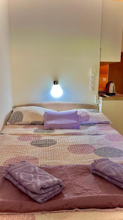 Neven Apartament *