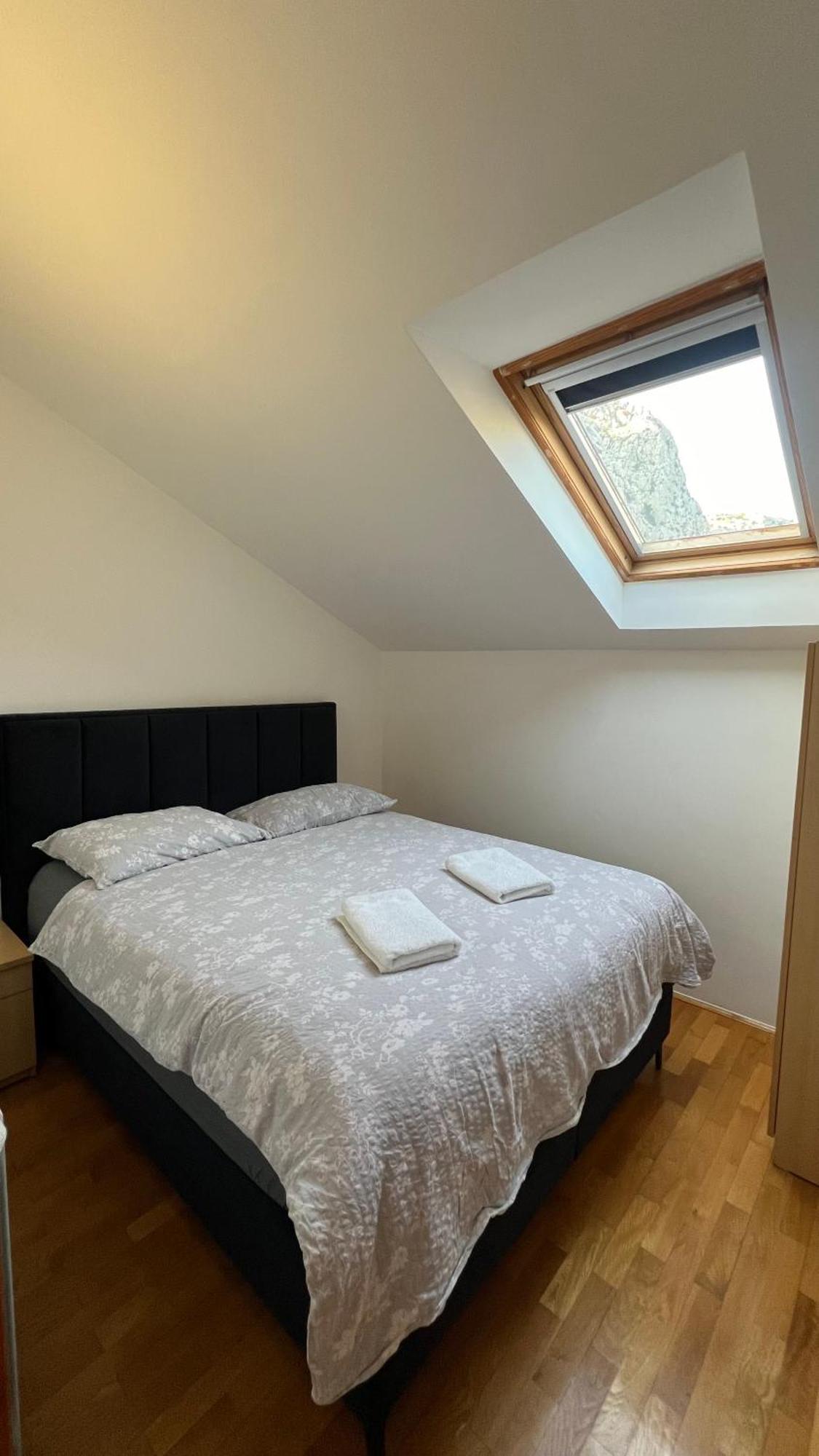 Apartament Neven *