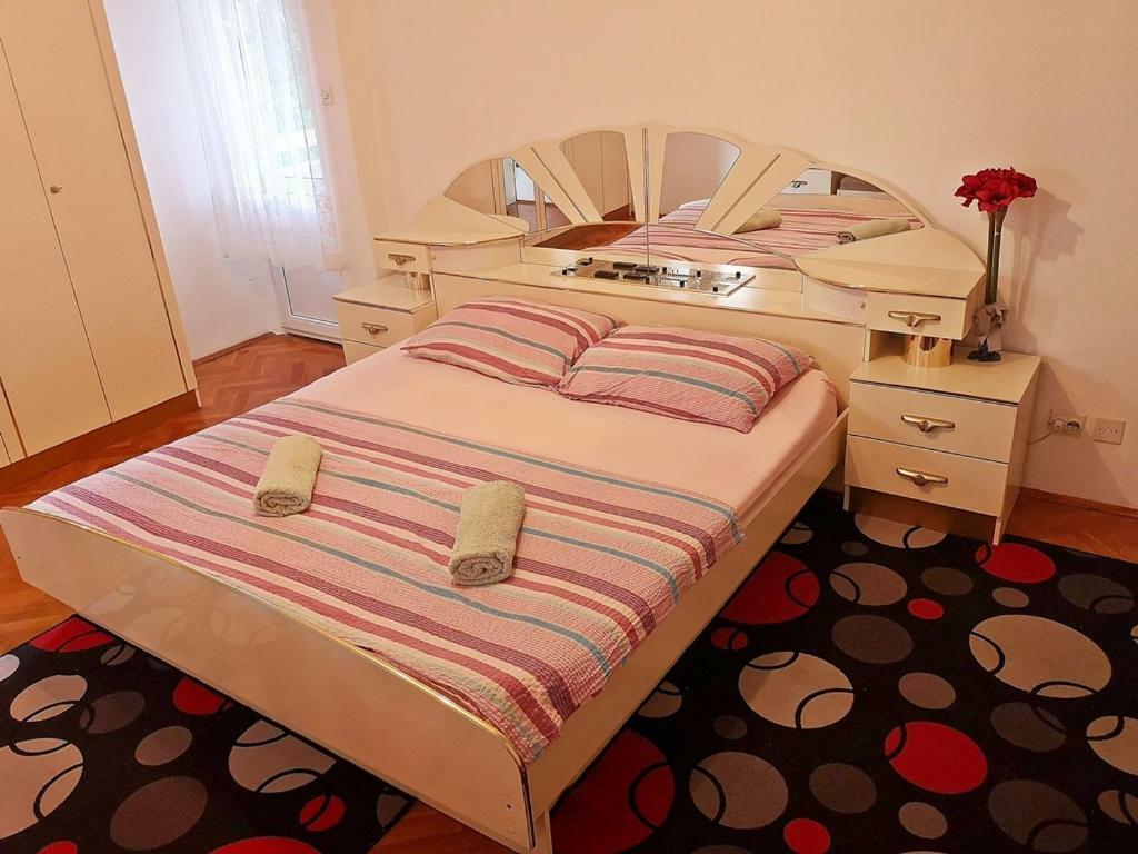 Neven Apartament